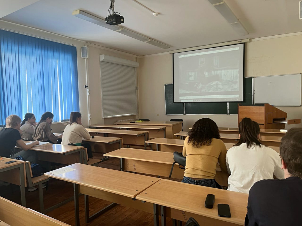 В ВолГУ провели Единый урок 